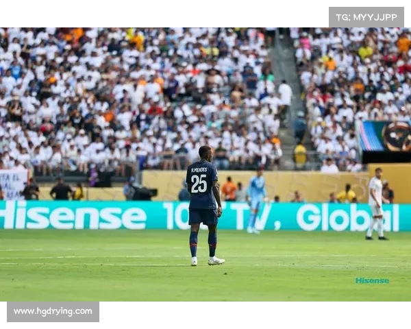 欧冠之夜星光璀璨激情四溢 各大豪门鏖战巅峰荣耀等你见证 欧冠之夜星光璀璨激情四溢 各大豪门鏖战巅峰荣耀等你见证